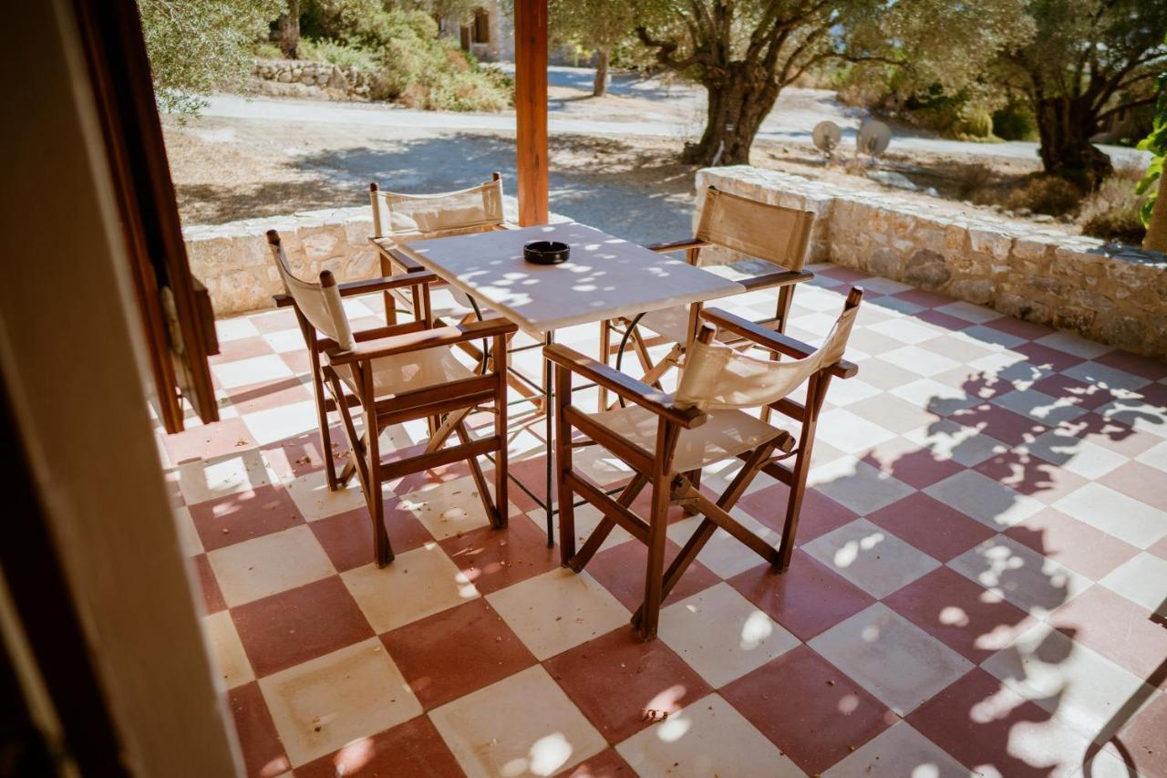 Seafront Traditional Stone House In Sunset Olive Grove - B Villa Alyfanta Eksteriør billede